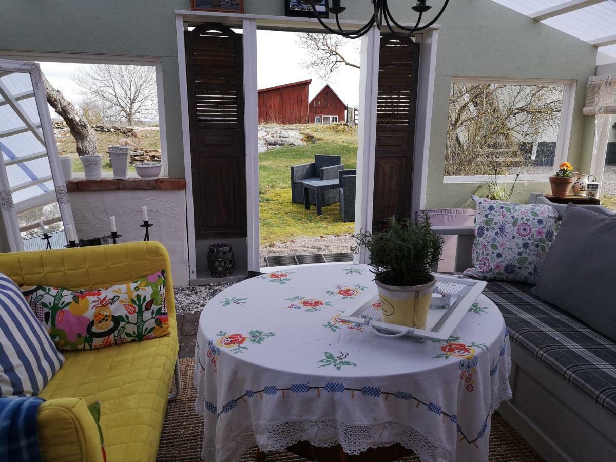 Kinne-Vedum Bed And Breakfast Götene Esterno foto